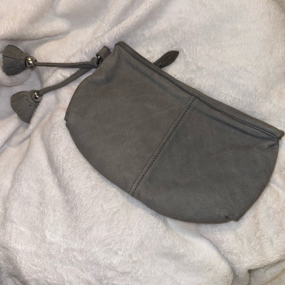 Ann Tayler Loft suede wristlet. - Picture 3 of 11